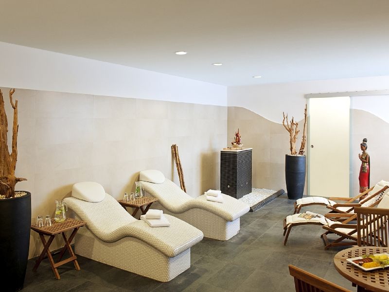 Nh Hotel 4*